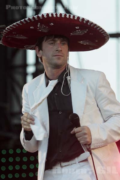 THOMAS DUTRONC - 2008-07-14 - LA ROCHELLE - Grande Scene St Jean d'Acre - 